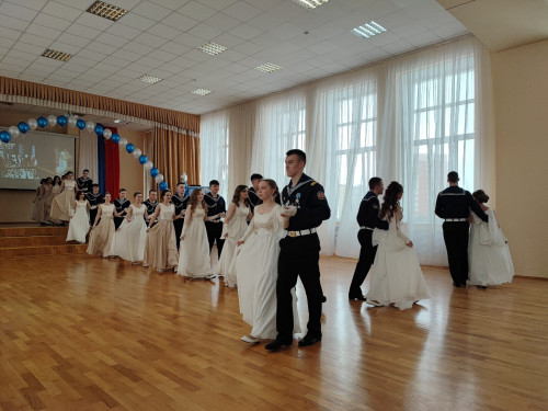 ДВЕНАДЦАТЫЙ ВЕСЕННИЙ КАДЕТСКИЙ БАЛ
