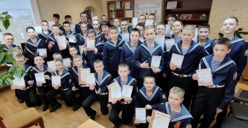 Традиционый конкурс чтецов «Мы о войне стихами говорим!»