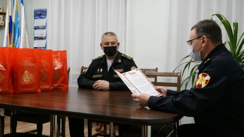  Руководитель Управления Росгвардии по Архангельской области поздравил кадет с новогодними праздникам