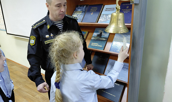 В рамках акции «Один день из жизни кадета» кадетский корпус посетили второклашки из МБОУ СШ №9