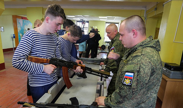 Учебные сборы десятиклассников на Беломорской военно-морской базе