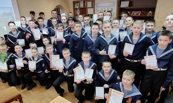 Традиционый конкурс чтецов «Мы о войне стихами говорим!»