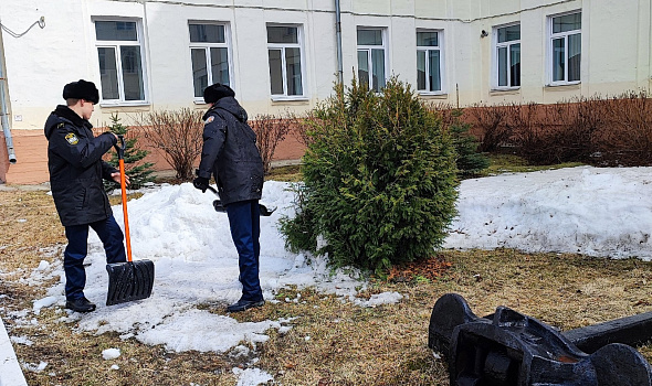"Победный субботник"!
