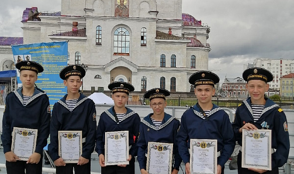 Посещение большого десантного корабля «Иван Грен»