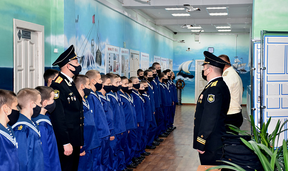 Черный берет - символ мужества, верности, чести и отваги.