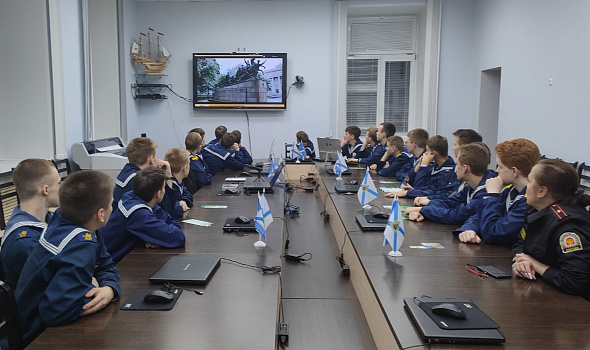 Профориентационная встреча кадет 9-11 классов с представителем ФГКВОУ ВО "Военная орденов Жукова и Ленина Краснознаменная академия связи имени Маршала Советского Союза С.М. Буденного"